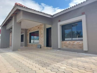 3-bedroom-house-for-sale-in-new-kasama
