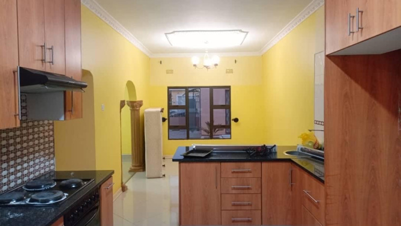 2-bedroom-house-for-rent-in-twin-palm-big-4