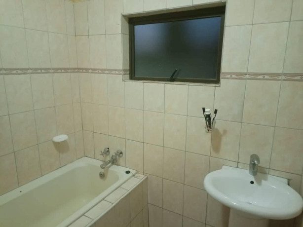 2-bedroom-house-for-rent-in-twin-palm-big-5