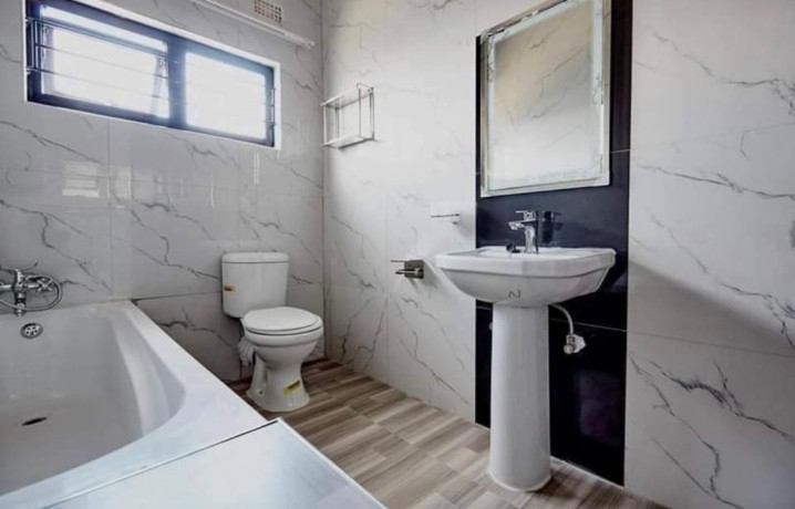 4-bedroom-house-for-sale-in-new-kasama-big-2