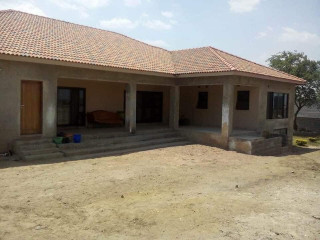 4 Bedroom House For Sale in State Lodge