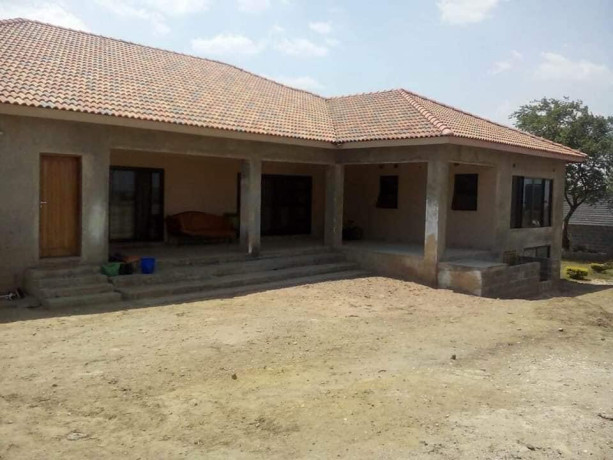 4-bedroom-house-for-sale-in-state-lodge-big-0