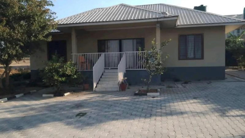 neat-and-modern-3-bedroom-house-for-rent-in-foxdale-big-1