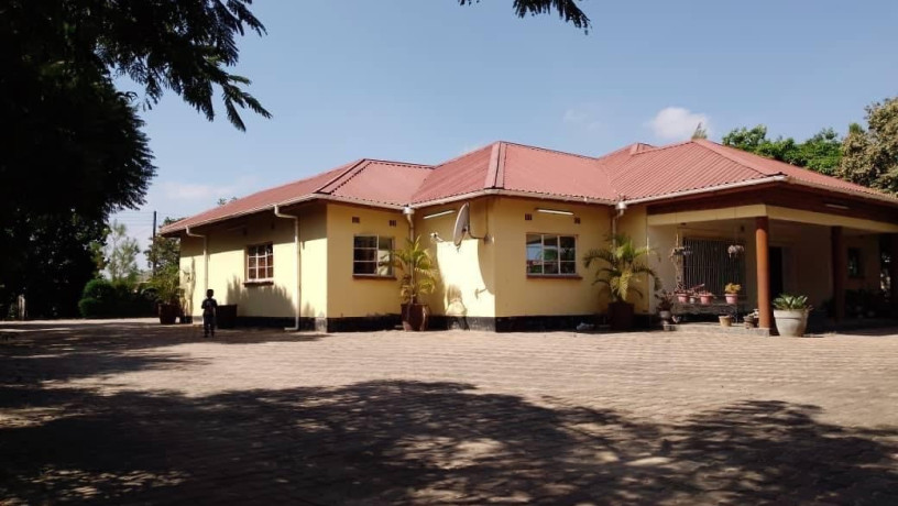 4-bedroom-house-for-sale-in-foxdale-big-3