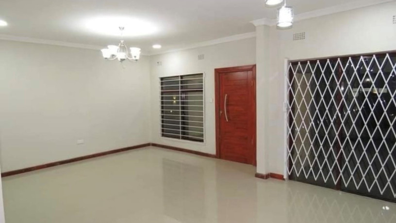 3-bedroom-flats-for-rent-in-kabulonga-big-2