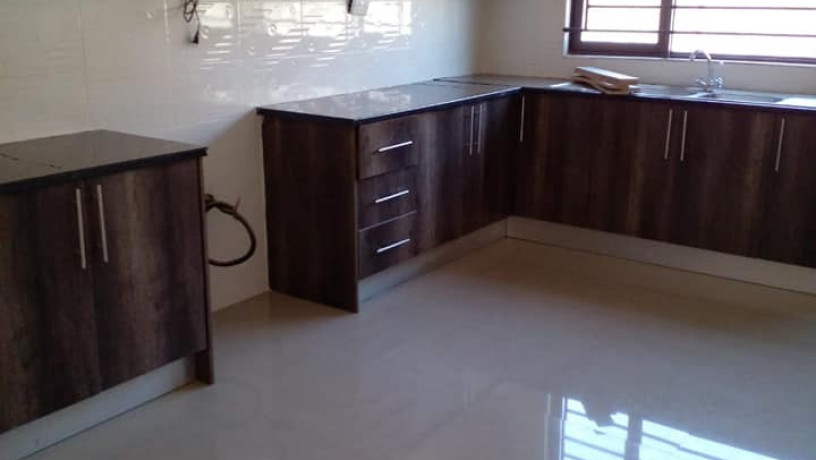 3-bedroom-flat-for-rent-in-chalala-big-1