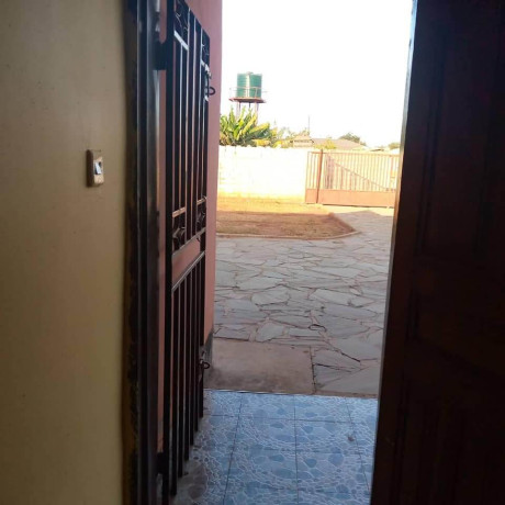 3-bedroom-flat-for-rent-in-chalala-big-0