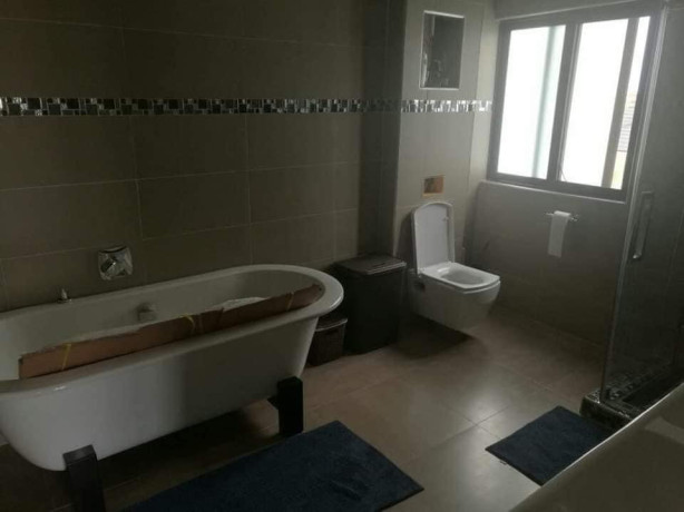 4-bedroom-house-for-sale-in-state-lodge-big-5