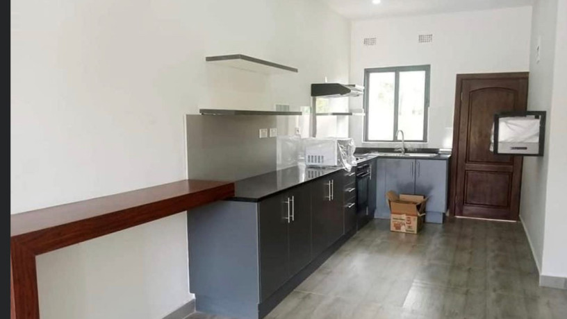 2-bedroom-flat-for-rent-in-ibex-hill-big-7