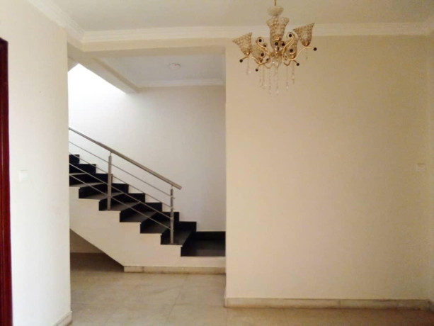 3-bedroom-flat-for-rent-in-ibex-hill-big-9