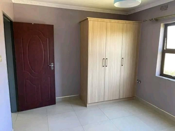 3-bedroom-flat-for-rent-in-ibex-hill-big-8