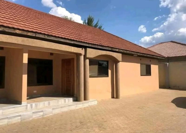 3-bedroom-flat-for-rent-in-ibex-hill-big-0