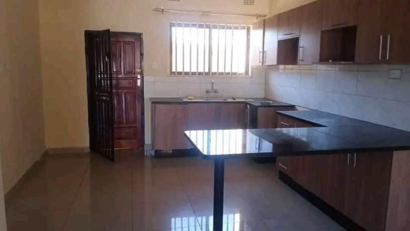 2-bedroom-flat-for-rent-in-ibex-hill-big-5