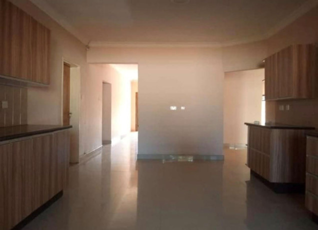 3-bedroom-house-for-rent-in-lilayi-big-3
