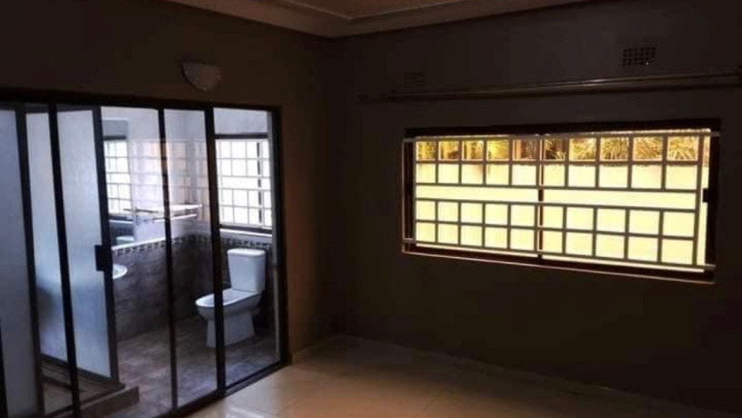 2-bedroom-flat-for-rent-in-chamba-valley-big-4