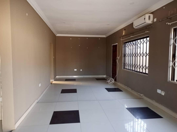 3-bedroom-flat-for-rent-in-mass-media-big-8