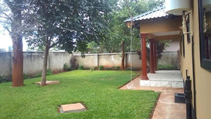 3-bedroom-flat-for-rent-in-makeni-big-6