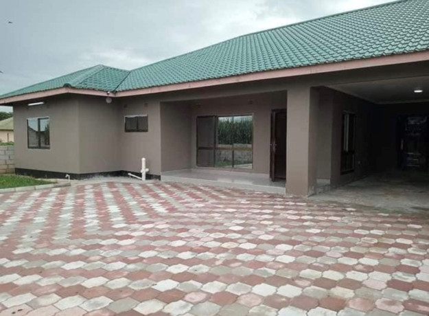 3-bedroom-flat-for-rent-in-ibex-meanwood-big-0