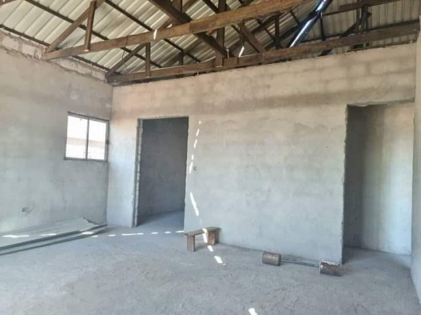 incomplete-4-bedroom-flat-for-sale-in-lilayi-big-3