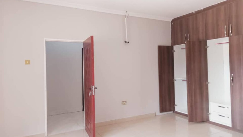 executive-3-bedroom-house-for-sale-in-lilayi-big-6