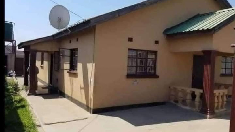 4-bedroom-house-for-sale-in-makeni-big-0