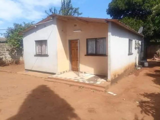 3 Bedroom House For Sale In Chilenje