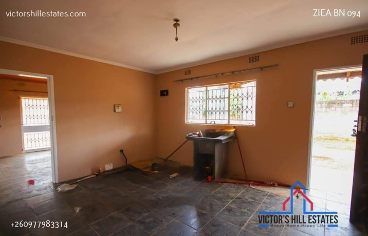 5-bedroom-house-for-sale-in-chilenje-big-4