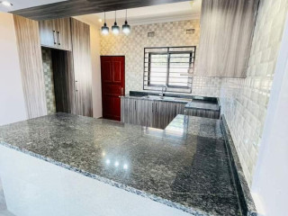 3-bedroom-flat-for-rent-in-ibex-meanwood