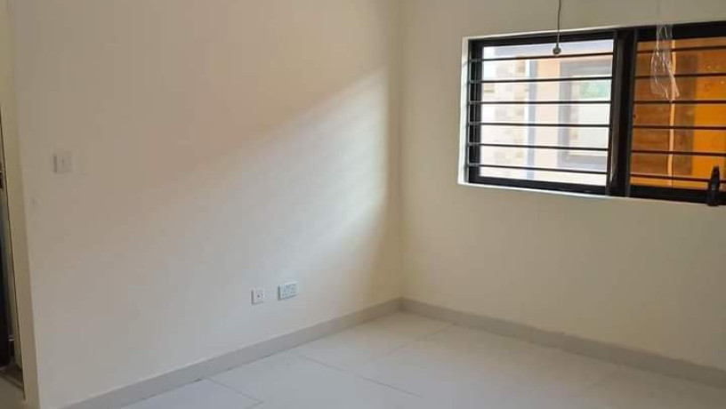 2-bedroom-flat-for-rent-in-chalala-big-5