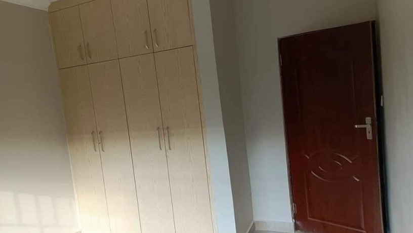 3-bedroom-flat-for-rent-in-lilayi-big-7