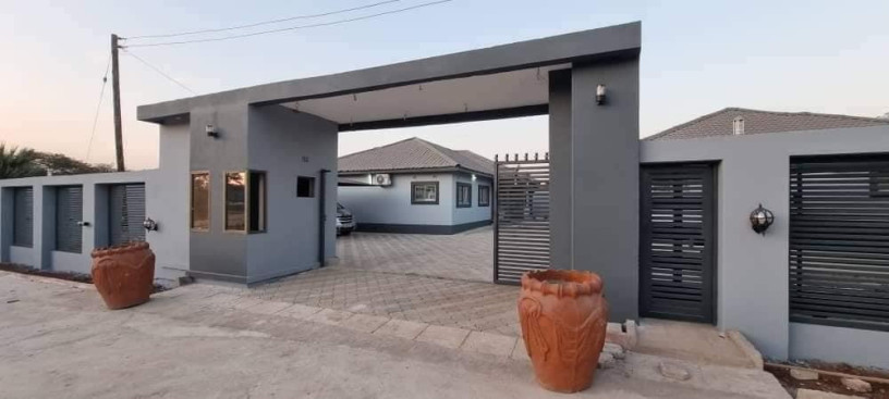 3-bedroom-flat-for-rent-in-lilayi-big-4