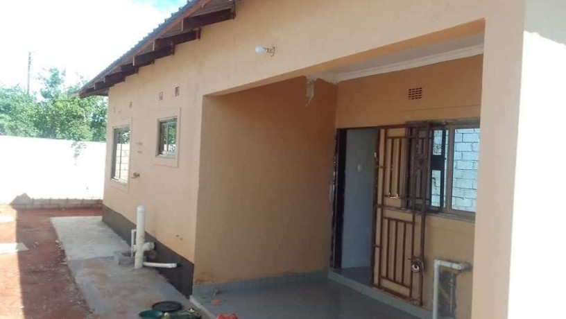 2-bedroom-house-for-sale-in-lilayi-big-2