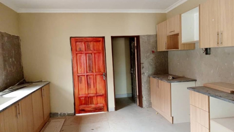 2-bedroom-house-for-sale-in-lilayi-big-2