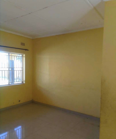 2-bedroom-flat-for-rent-in-lilayi-big-2