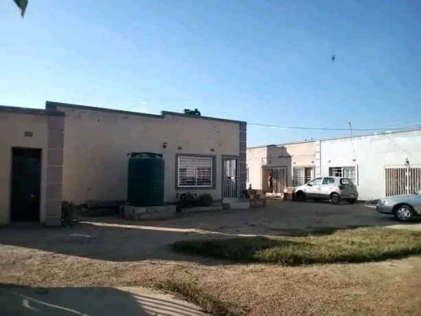 2-bedroom-flat-for-sale-in-ibex-hill-big-4