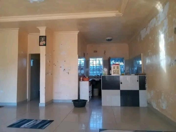 2-bedroom-flat-for-sale-in-ibex-hill-big-1