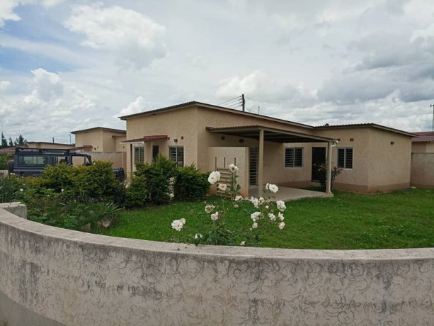 4-bedroom-house-for-rent-in-ibex-hill-big-6