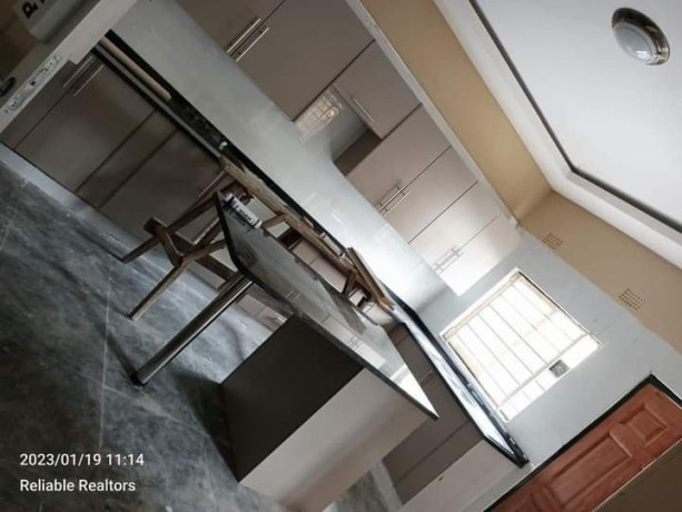 3-bedroom-flat-for-sale-in-chalala-big-7