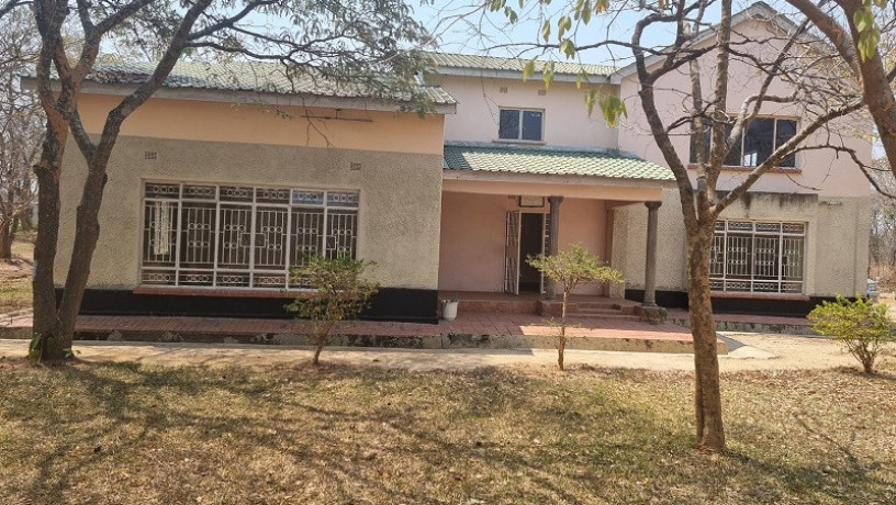 4-bedroom-farm-house-for-sale-in-kafue-big-9