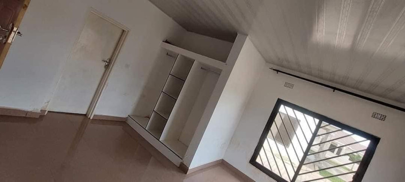 3-bedroom-flat-for-rent-in-makeni-big-3
