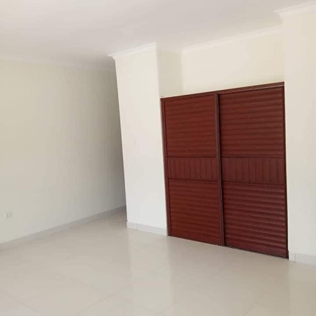 12-3-bedroom-flats-for-rent-in-makeni-big-1