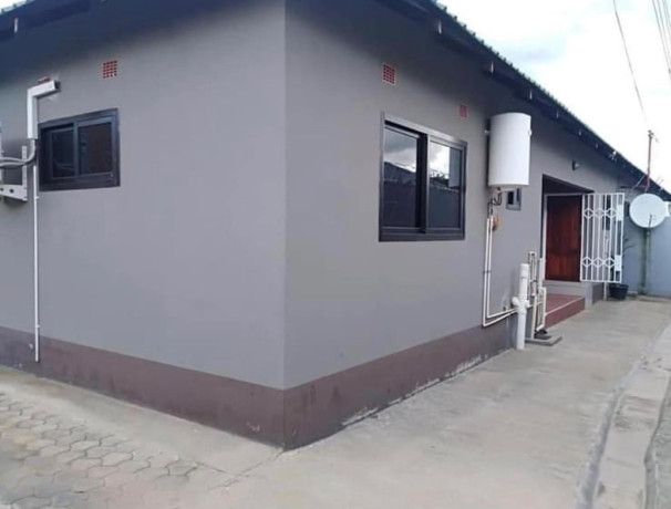 2-bedroom-flat-for-rent-in-makeni-big-1