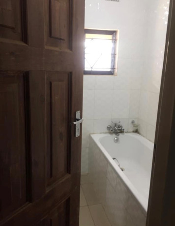 2-bedroom-flat-for-rent-in-makeni-big-6