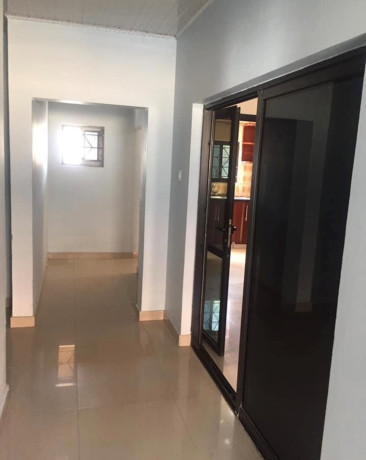 2-bedroom-flat-for-rent-in-makeni-big-7
