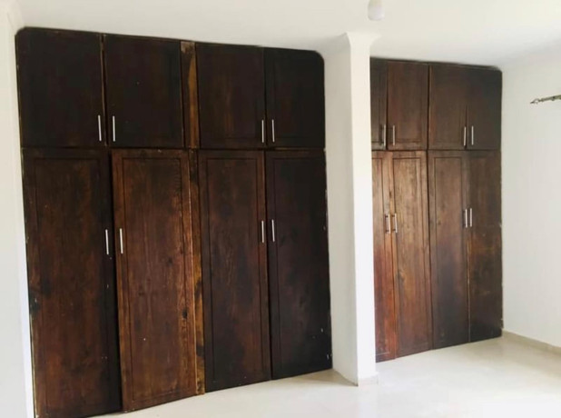 3-bedroom-flat-for-rent-in-makeni-big-2