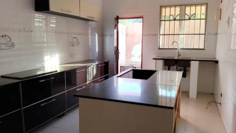 3-bedroom-flat-for-rent-in-makeni-big-1