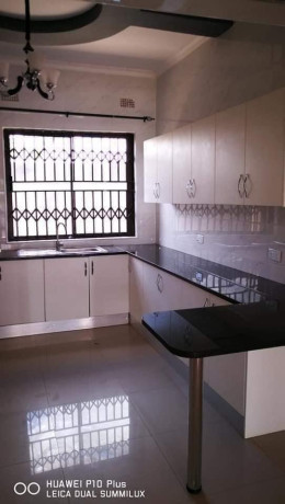2-bedroom-flat-for-rent-in-chalala-big-8