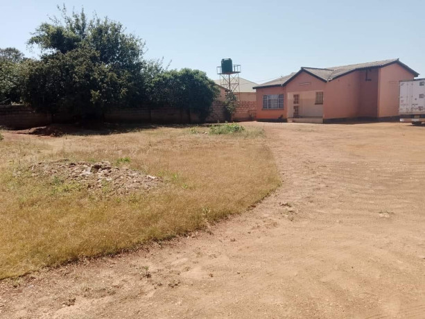 flats-for-sale-in-chalala-big-2