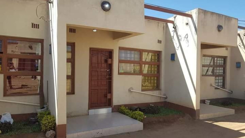 1-bedroom-flat-for-rent-in-chalala-big-5