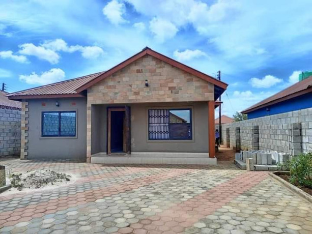 2-bedroom-flat-for-sale-in-new-kasama-big-2